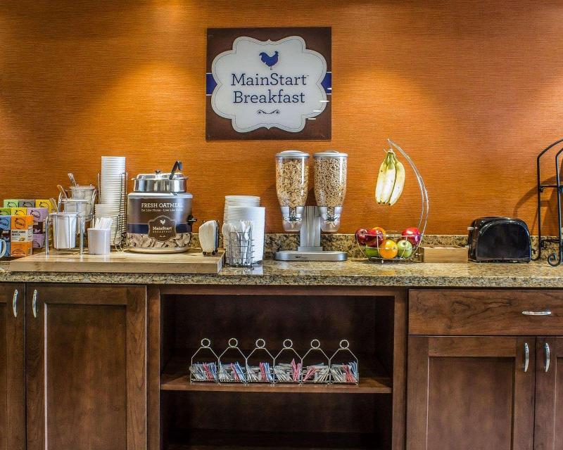 MainStay Suites Coralville Area