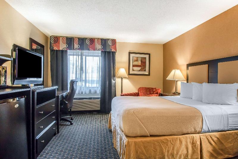 Comfort Inn Hoffman Estates - Schaumburg image