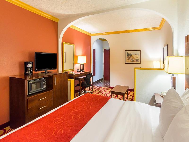 Quality Suites image