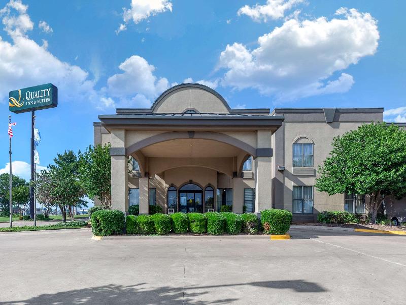 Quality Inn & Suites Durant image