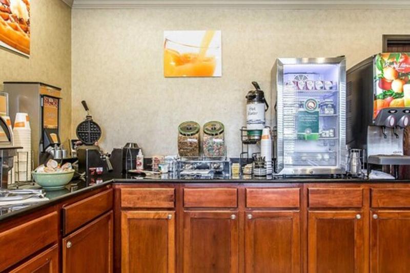 Quality Inn & Suites Durant image