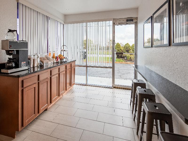 Surestay By Best Western Findlay image