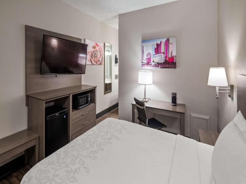 Surestay By Best Western Findlay image