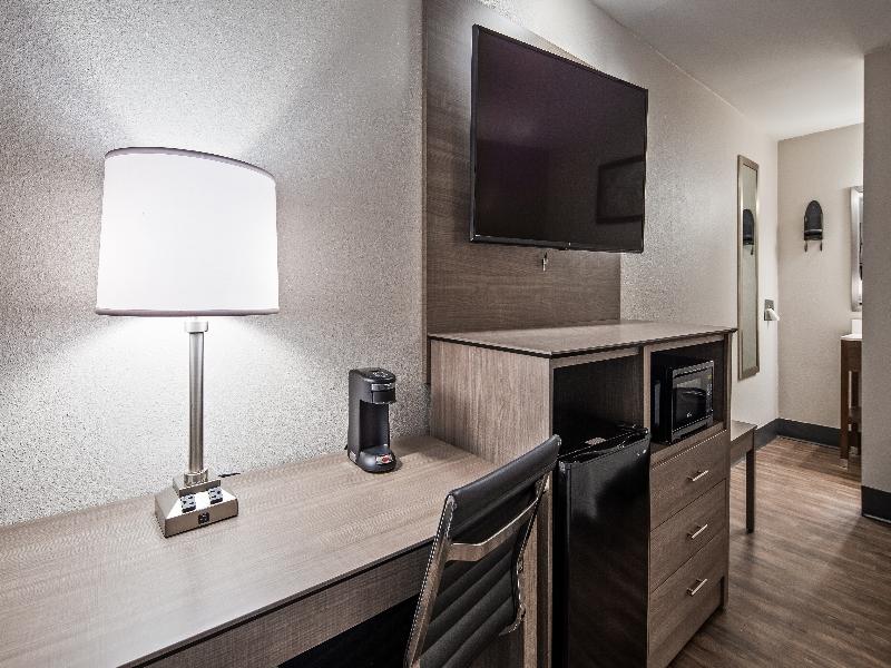 Surestay By Best Western Findlay image