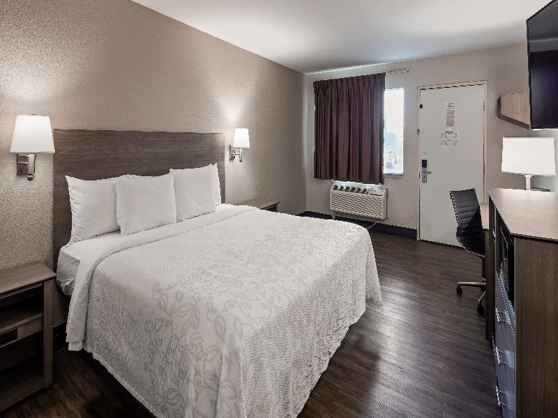 Surestay By Best Western Findlay image