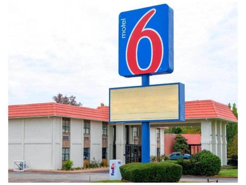 Motel 6 Palestine, TX — general view