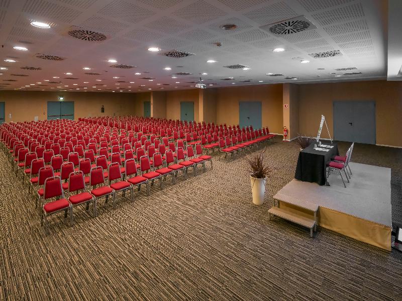 Unahotels Varese image
