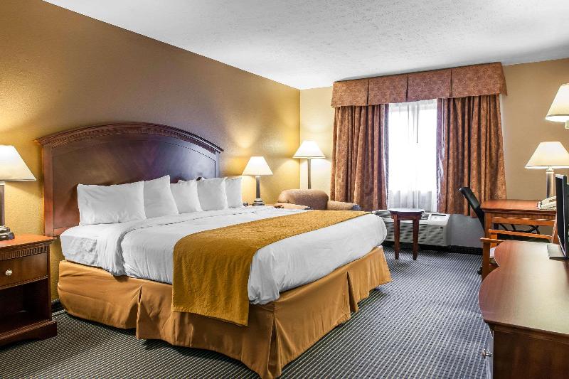 Hotel Quality Inn Scottsburg Area