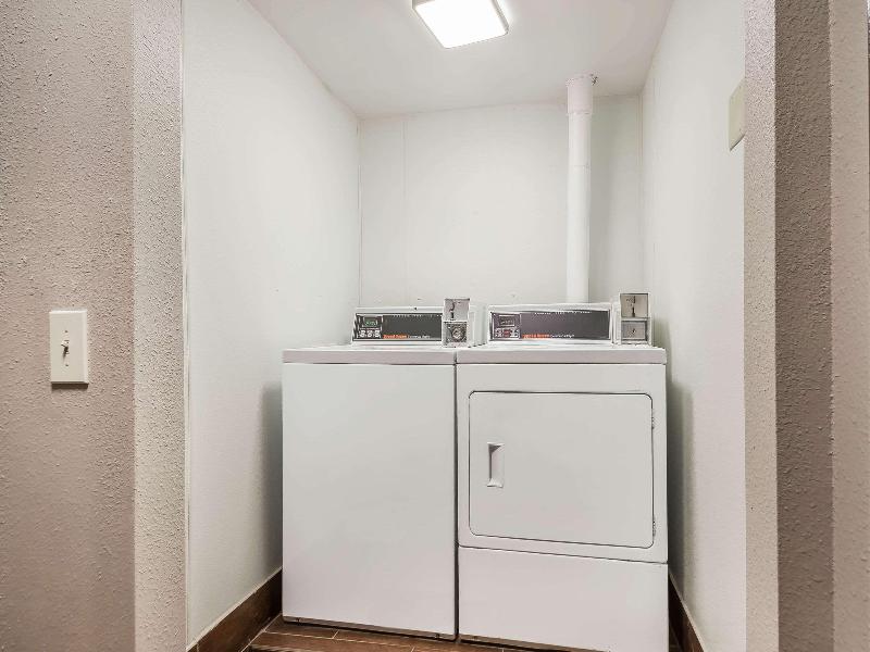 Quality Inn Janesville Area image
