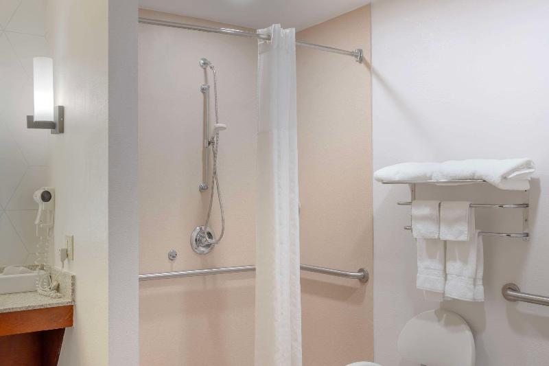 Comfort Suites Bloomsburg Area image