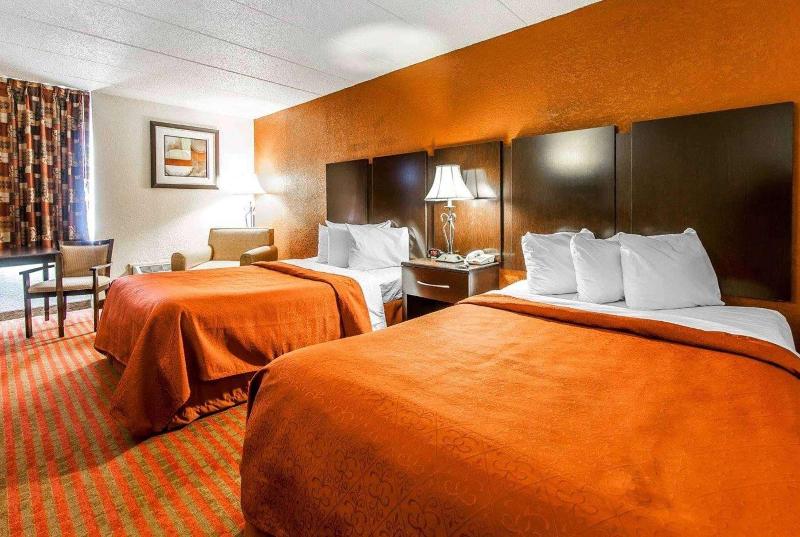 Wingate By Wyndham Marietta Conference Center image