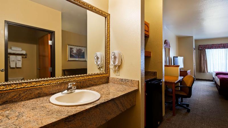 SureStay Plus Hotel by Best Western Mesquite image