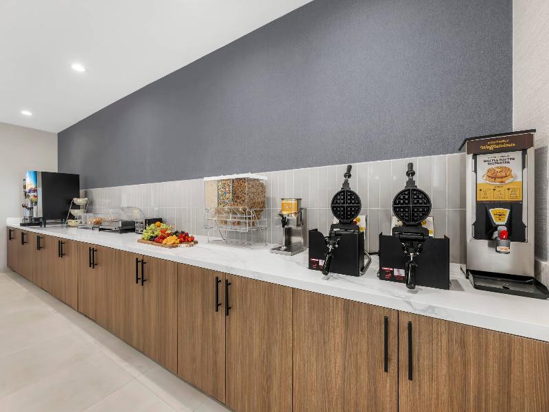 Quality Inn Midland Area