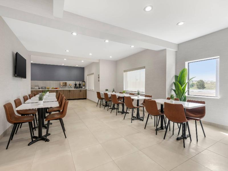 Quality Inn Midland Area
