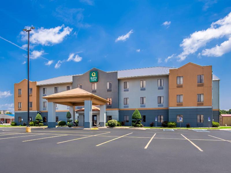 Quality Inn Litchfield Route 66 image