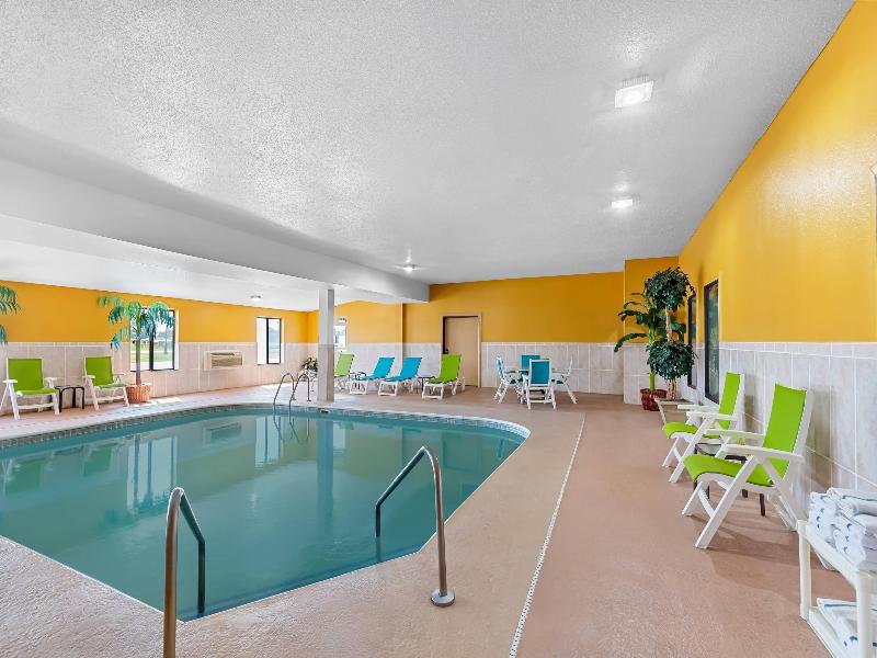 Quality Inn Litchfield Route 66 image