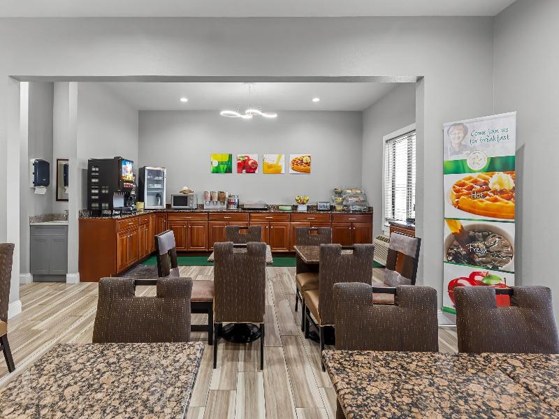 Quality Inn Litchfield Route 66 image