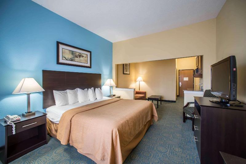 Quality Inn Litchfield Route 66 image