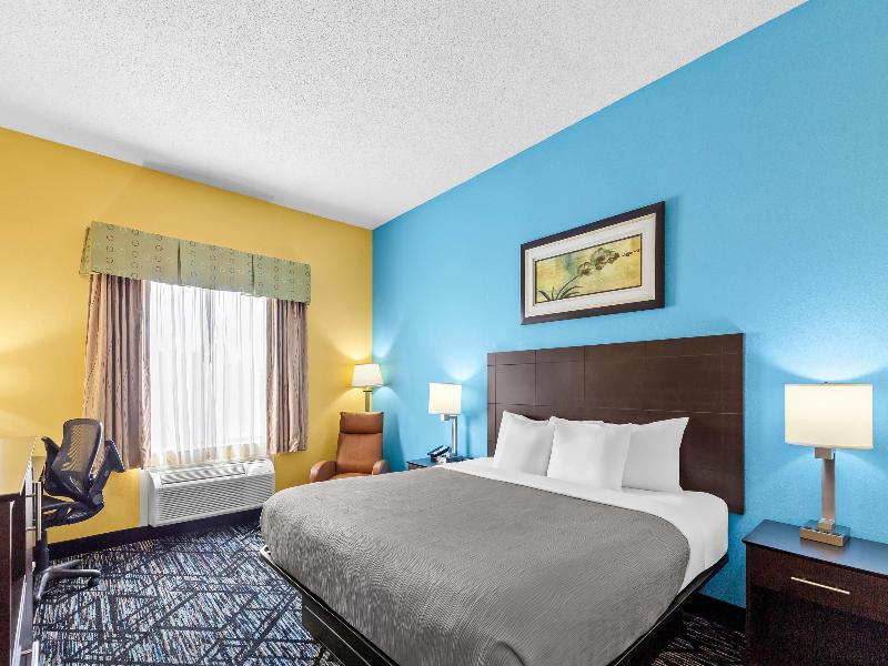 Quality Inn Litchfield Route 66 image