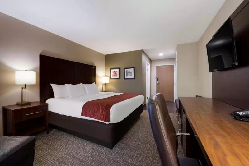 Comfort Inn Onalaska - La Crosse Area image