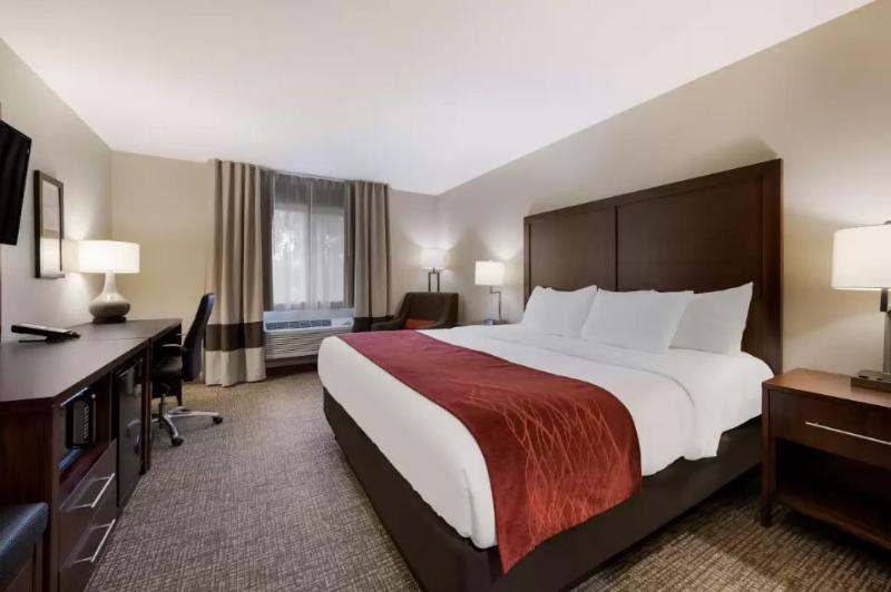 Comfort Inn Onalaska - La Crosse Area image