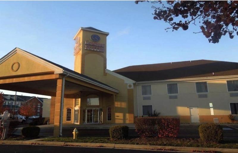 Comfort Suites Waldorf Area image