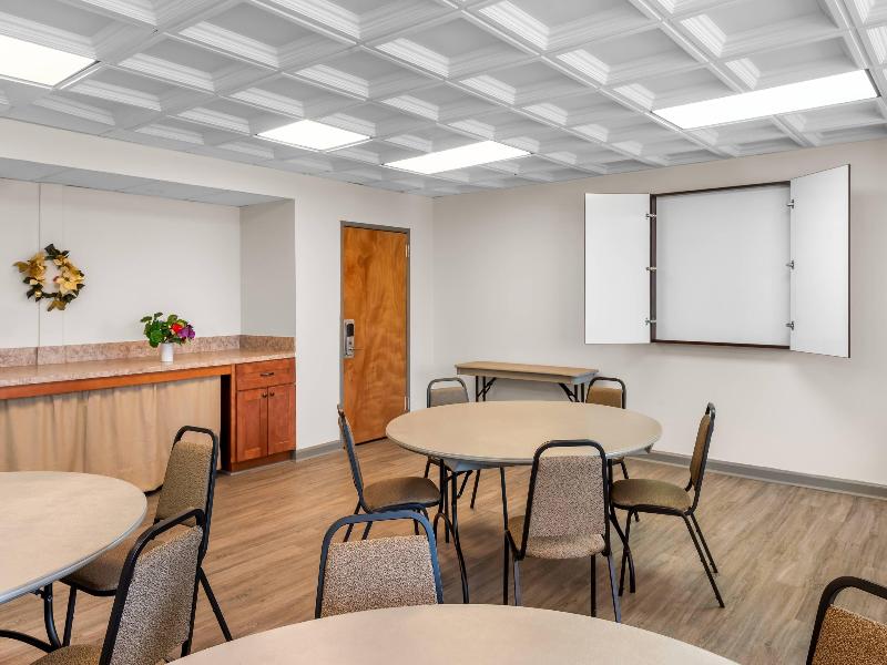 Comfort Suites Waldorf Area image