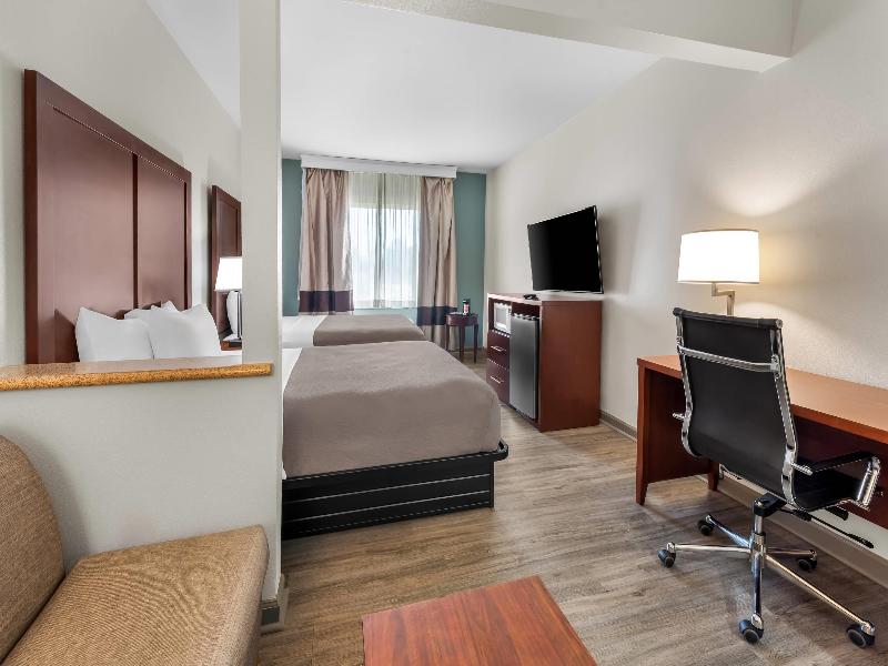 Comfort Suites Waldorf Area image