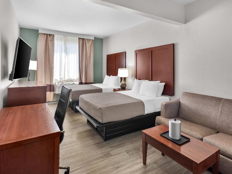 Comfort Suites Waldorf Area image