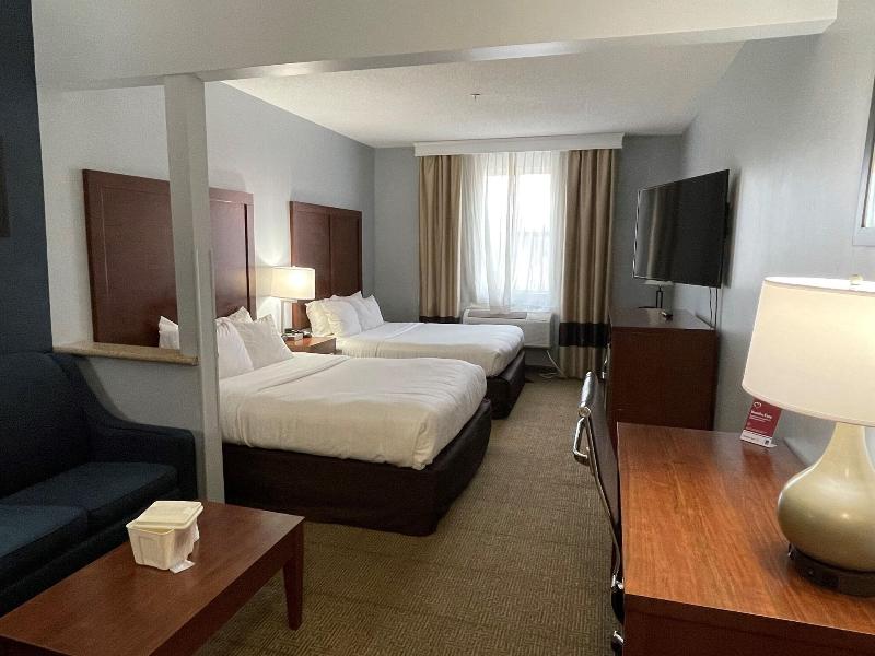 Comfort Suites Waldorf Area image