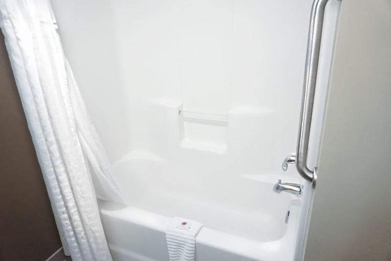 Comfort Suites Waldorf Area image