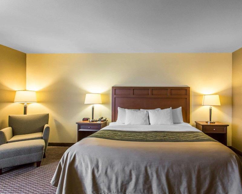Hotel Comfort Inn & Suites Madisonville Area