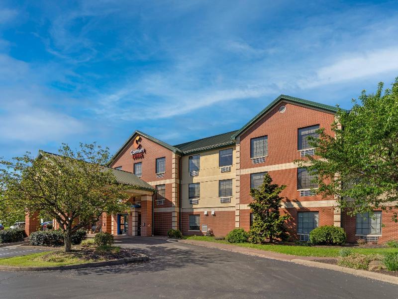 Comfort Suites Pittsburgh Airport — general view