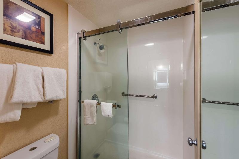 Quality Inn image