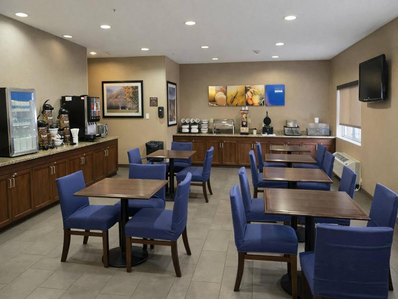 Comfort Inn Barboursville Area image