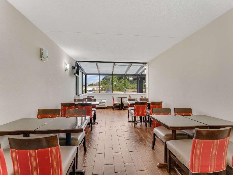Quality Inn Easton PA image