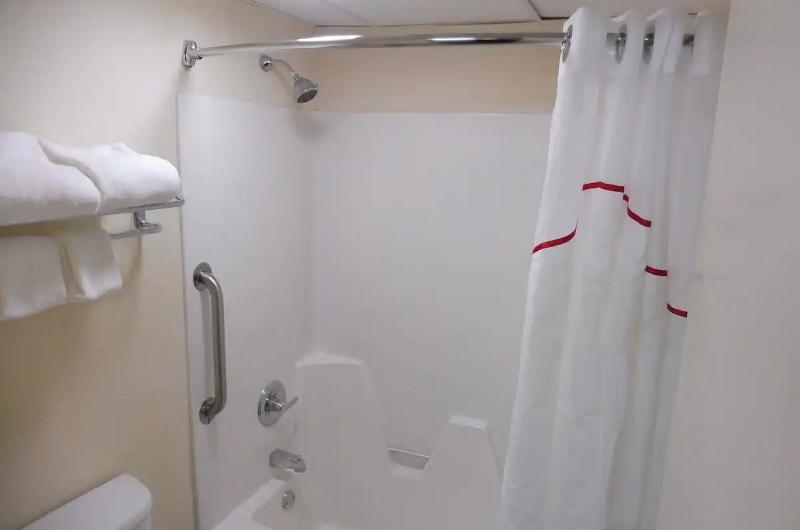 Quality Inn Easton PA image