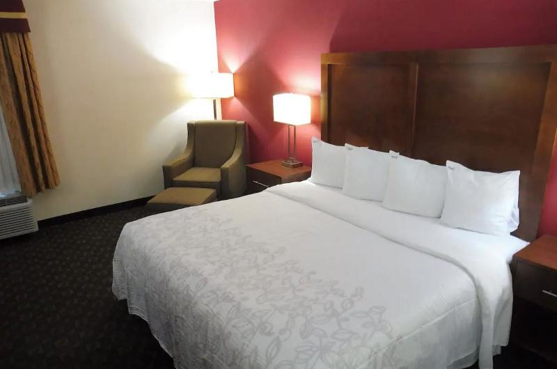 Quality Inn Easton PA image
