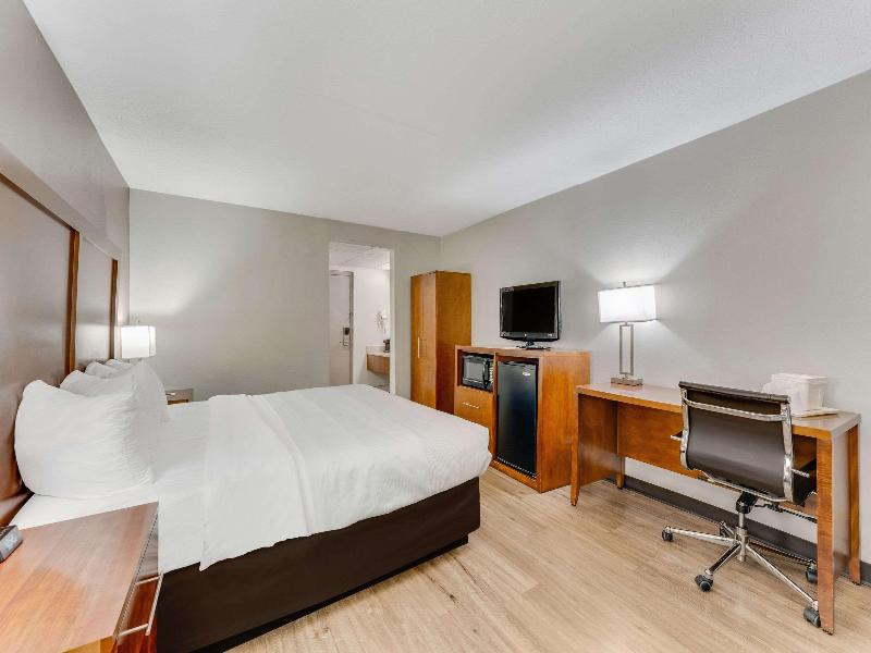 Quality Inn Easton PA image