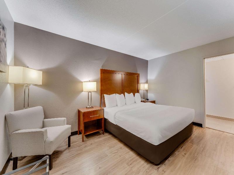 Quality Inn Easton PA image