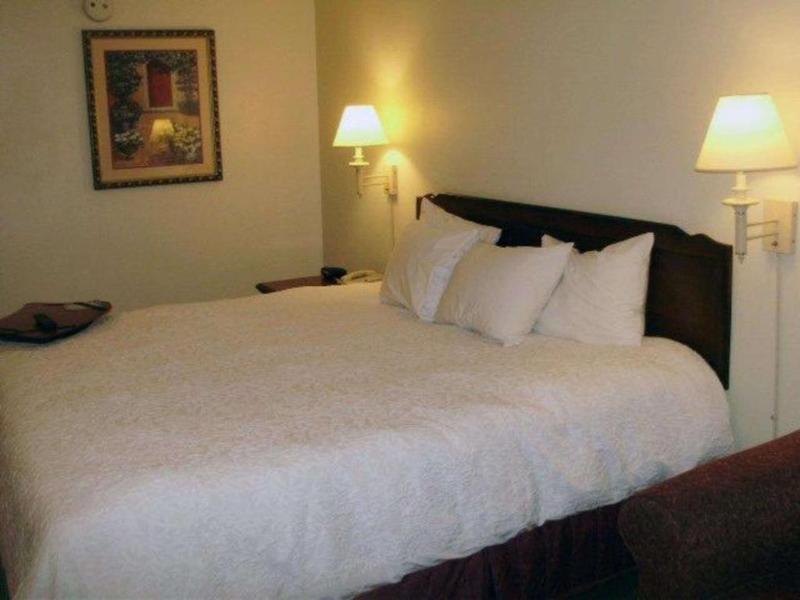 Quality Inn Easton PA image
