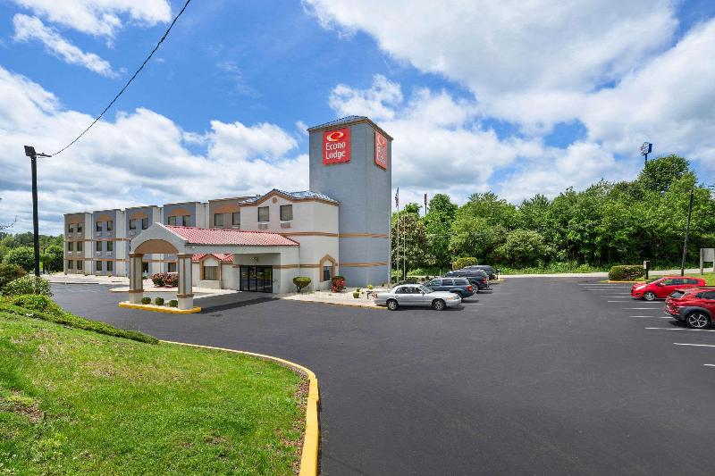Econo Lodge London Area image