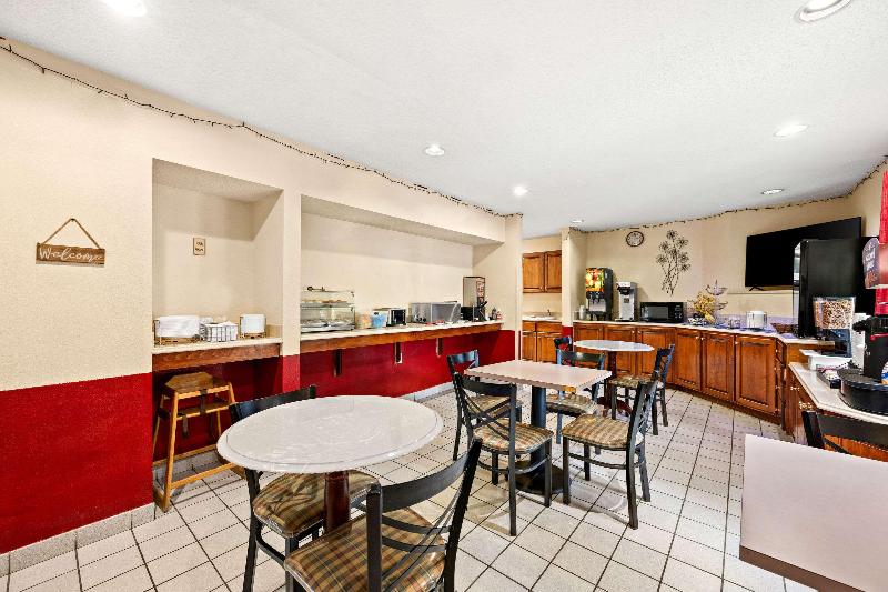 Econo Lodge London Area image