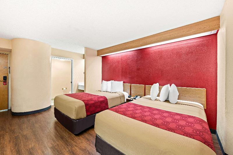 Econo Lodge London Area image