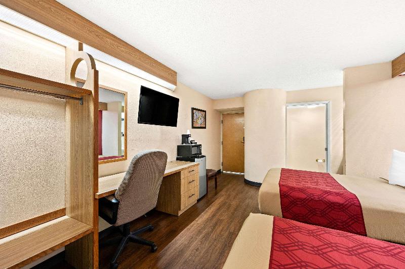 Econo Lodge London Area image