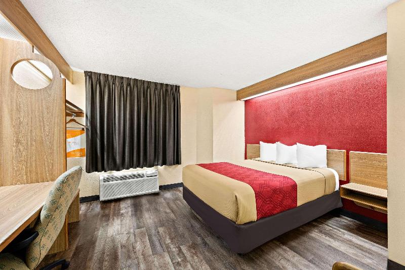 Econo Lodge London Area image