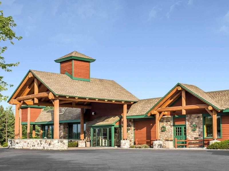 Quality Inn Rhinelander Area image
