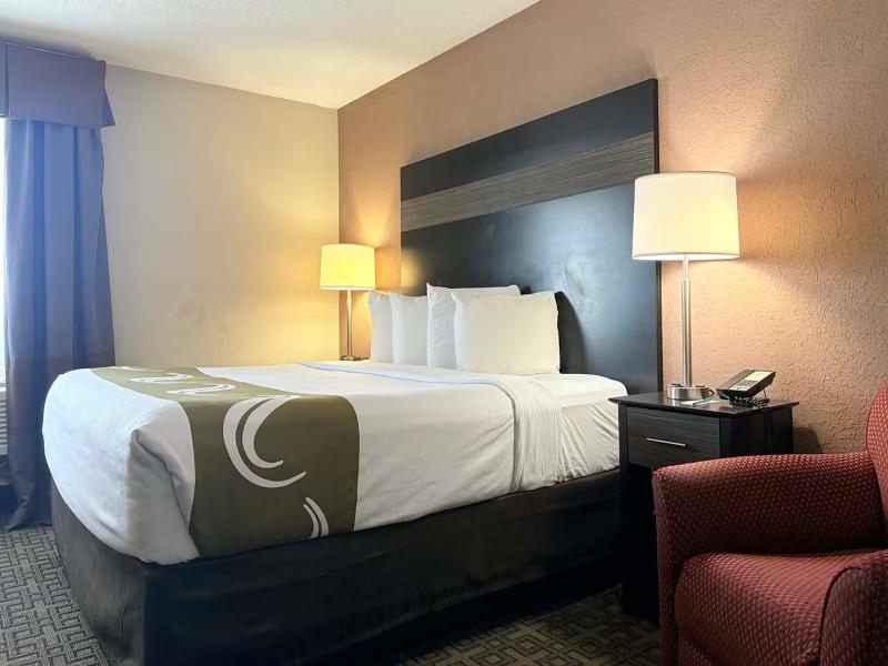 AmericInn by Wyndham Holland MI image