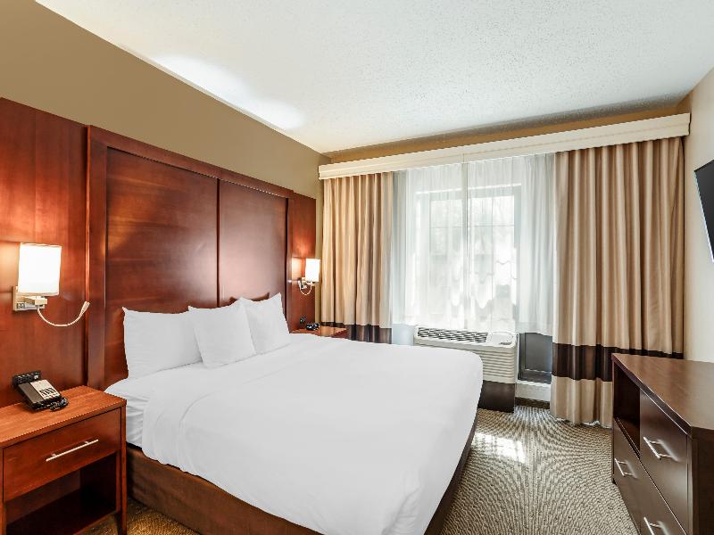 Comfort Suites State College near Penn State image