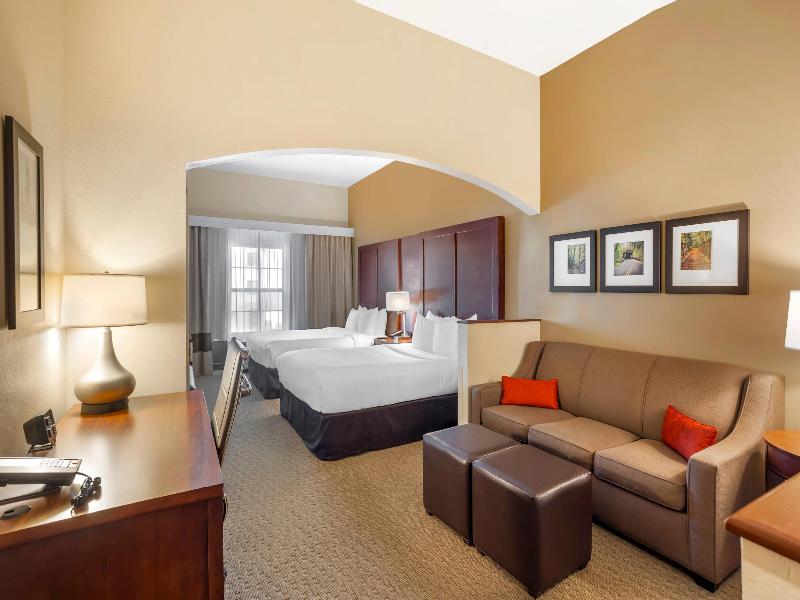 Comfort Suites State College near Penn State image
